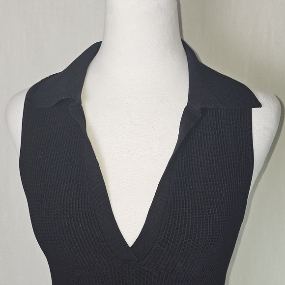 Aritzia Babaton Deep V Neck Sculpt Knit Ribbed Dress Sz M Black - Picture 3 of 15